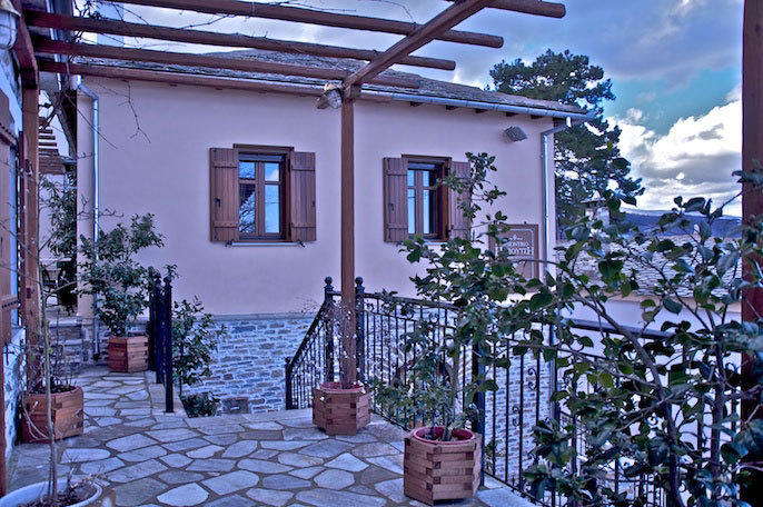 Archontiko Papoutsi Apartment Mouresi Exterior photo